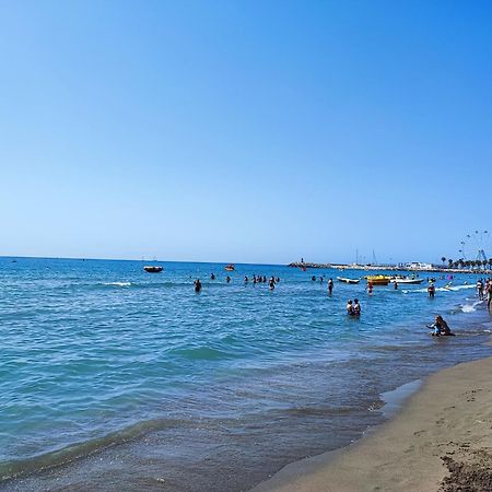 Apartamento 150 Metros De La Playa Torremolinos Extérieur photo